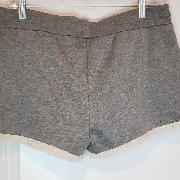 PJ Salvage Gray Plush Fleece Sherpa Lined Drawstring Lounge Shorts L - Picture 6 of 8